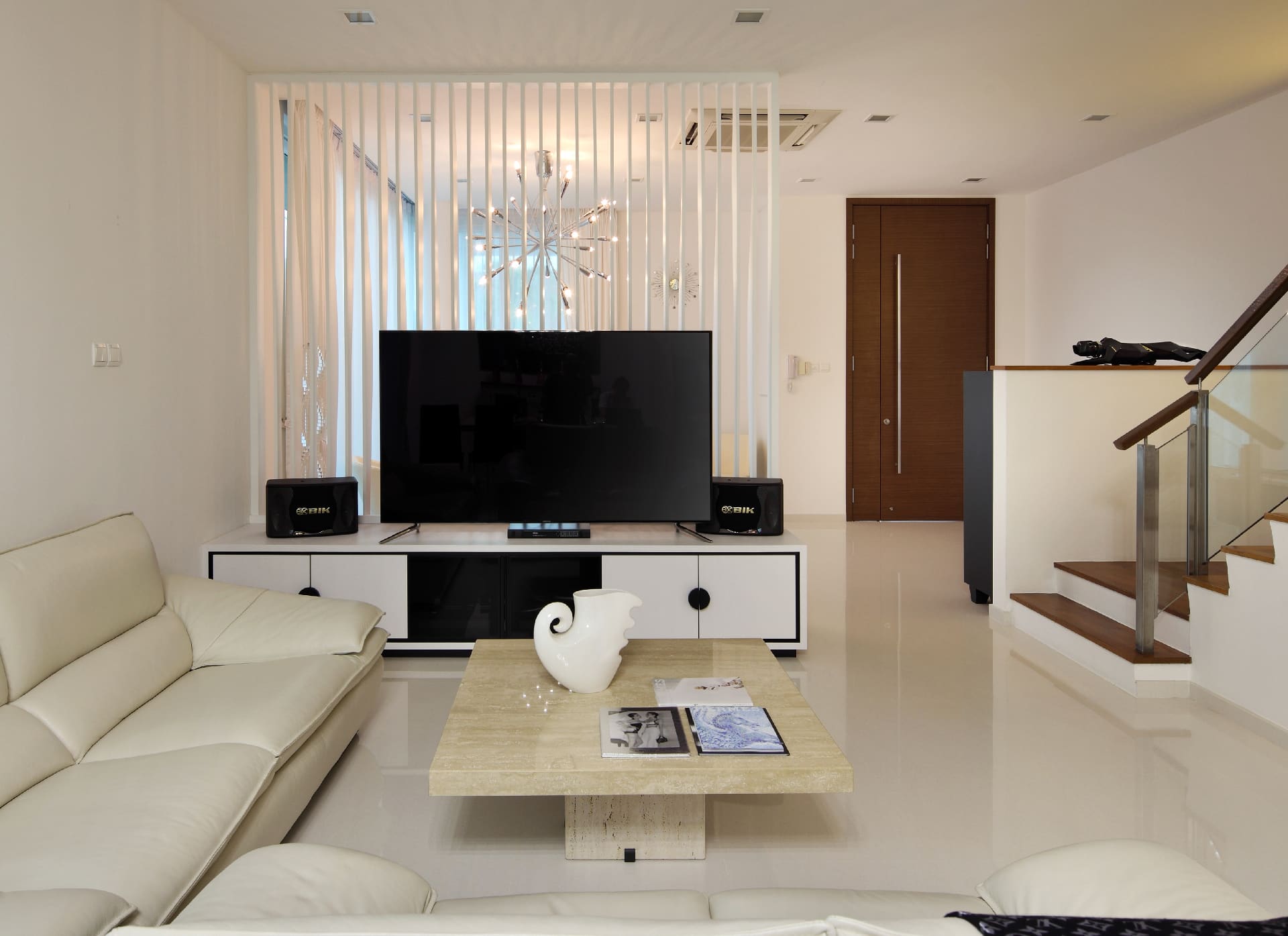 Lorong Salleh Semi-Detached House - Living Room